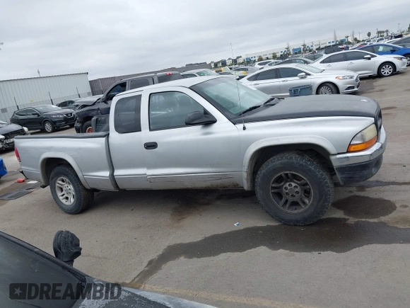 2003 Dodge Dakota SLT with VIN 1D7HL42X83S269082, listed as a IAAI auction lot 41890813 with 1 mi miles. Bid and sale history available at carsss.com. Image 14.