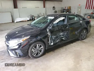 2024 Kia Forte LXS with VIN 3KPF24AD1RE701194, listed as a Copart auction lot 43737315 with 5,768 mi miles and Salvage Title. Bid and sale history available at carsss.com. Image 1.