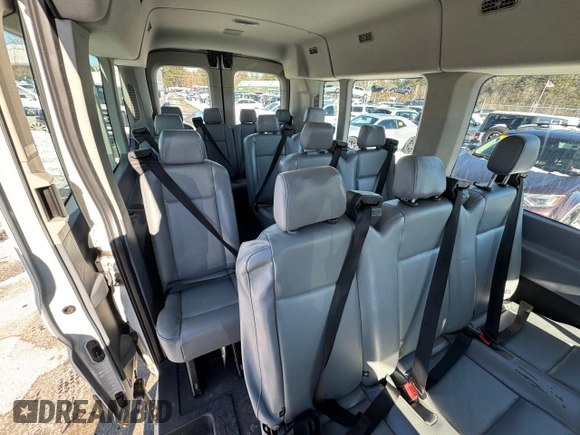 2015 Ford Transit Passenger XL with VIN 1FBAX2CM7FKB31826, listed as a Copart auction lot 46722565 with 261,354 mi miles and Clean Title. Bid and sale history available at carsss.com. Image 6.
