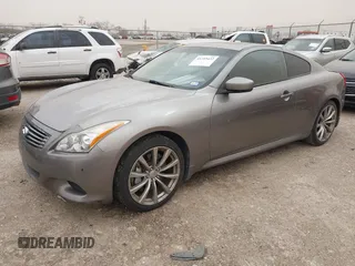 2008 Infiniti G37 Coupe Journey with VIN JNKCV64E88M117710, listed as a IAAI auction lot 41723422 with 199,388 mi miles. Bid and sale history available at carsss.com. Image 2.