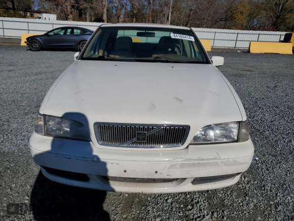 1998 Volvo S70 z VIN YV1LS5538W1465730, wystawiony jako Copart lot #84165414 z przebiegiem 182 073 mil mil oraz Szkoda całkowita • Salvage title. Historia ofert i sprzedaży dostępna na DreamBid. Obrazek 5.