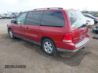 2004 Ford Freestar SES z VIN 2FMZA576X4BA87207, wystawiony jako IAAI lot #41542659 z przebiegiem 101 467 mil mil oraz . Historia ofert i sprzedaży dostępna na DreamBid. Obrazek 3.