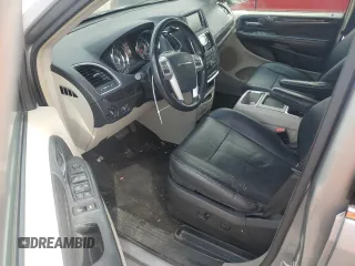 2016 Chrysler Town & Country Touring with VIN 2C4RC1BG4GR282061, listed as a Copart auction lot 68726324 with 139,247 mi miles and Clean Title. Bid and sale history available at DreamBid. Image 8.