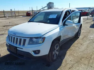 2016 Jeep Compass High Altitude Edition with VIN 1C4NJCEA8GD676091, listed as a IAAI auction lot 41447387 with 120,881 mi miles. Bid and sale history available at carsss.com. Image 2.