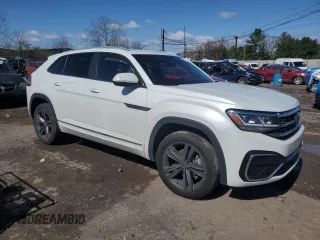 2021 Volkswagen Atlas SE with VIN 1V2PE2CA1MC237020, listed as a Copart auction lot 52083335 with 45,978 mi miles and Salvage title. Bid and sale history available at DreamBid. Image 4.
