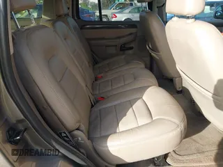 2002 Ford Explorer Limited с VIN 1FMDU75E12ZA88750, выставлен на аукционе IAAI как лот 41986753 с пробегом 160 527 миль миль и . История ставок и продаж доступна на DreamBid. Изображение 8.