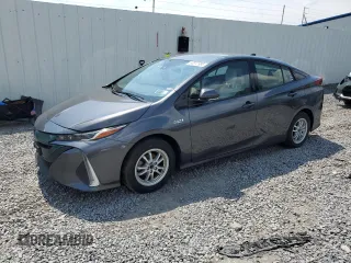 2017 Toyota Prius Plus with VIN JTDKARFP3H3001717, listed as a Copart auction lot 63647995 with Not provided miles and Clean title. Bid and sale history available at DreamBid. Image 1.