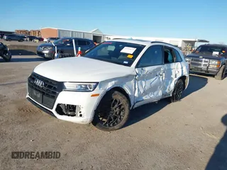 2020 Audi Q5 Premium with VIN WA1ANAFY0L2108873, listed as a IAAI auction lot 41310070 with 61,868 mi miles. Bid and sale history available at carsss.com. Image 2.