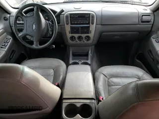 2005 Ford Explorer XLT с VIN 1FMZU63W75ZA13051, выставлен на аукционе Copart как лот 73526184 с пробегом Не указан миль и Списание • Salvage title. История ставок и продаж доступна на DreamBid. Изображение 8.