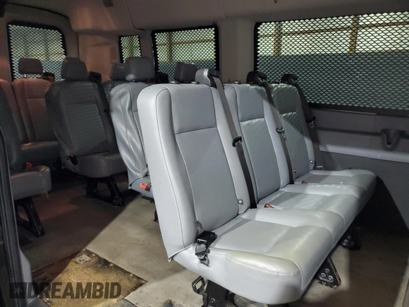 2017 Ford Transit XL z VIN 1FBAX2CM3HKA15011, wystawiony jako Copart lot #51635515 z przebiegiem 96 622 mil mil oraz Czysty tytuł • Clean title. Historia ofert i sprzedaży dostępna na DreamBid. Obrazek 11.