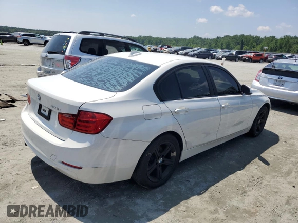 2014 BMW 3 Series 328i z VIN WBA3A5C58EF605710, wystawiony jako Copart lot #60112705 z przebiegiem Nie podano mil oraz Szkoda całkowita • Salvage title. Historia ofert i sprzedaży dostępna na DreamBid. Obrazek 3.