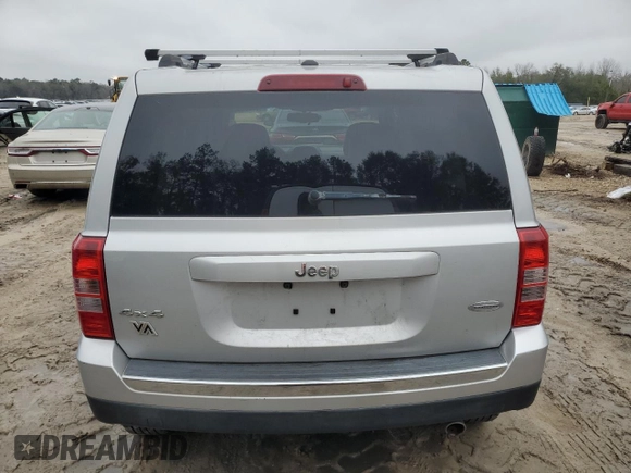 2011 Jeep Patriot Latitude X with VIN 1J4NF4GB8BD213030, listed as a Copart auction lot 45028325 with 114,492 mi miles and Clean Title. Bid and sale history available at DreamBid. Image 6.