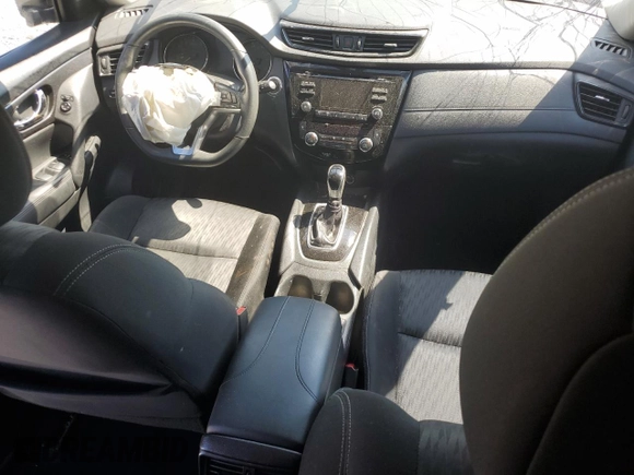 2017 Nissan Rogue SV z VIN KNMAT2MT2HP560262, wystawiony jako Copart lot #54861885 z przebiegiem 109 604 mil mil oraz Szkoda całkowita • Salvage title. Historia ofert i sprzedaży dostępna na DreamBid. Obrazek 8.
