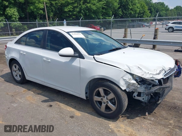 2014 Chevrolet Cruze 1LT с VIN 1G1PC5SB7E7130883, выставлен на аукционе IAAI как лот 42490921 с пробегом 152 117 миль миль и . История ставок и продаж доступна на DreamBid. Изображение 1.