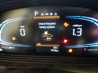 2024 Hyundai Venue SEL with VIN KMHRC8A30RU320524, listed as a Copart auction lot 48223435 with 7,418 mi miles and Salvage title. Bid and sale history available at DreamBid. Image 9.