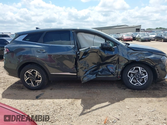 2024 Kia Sportage LX with VIN KNDPUCDF6R7283396, listed as a IAAI auction lot 42120724 with 28,387 mi miles and . Bid and sale history available at DreamBid. Image 13.