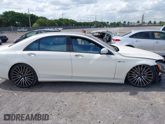 2019 Mercedes-Benz S 560 с VIN WDDUG8DB4KA451393, выставлен на аукционе IAAI как лот 42180862 с пробегом 73 781 миль миль и . История ставок и продаж доступна на DreamBid. Изображение 14.