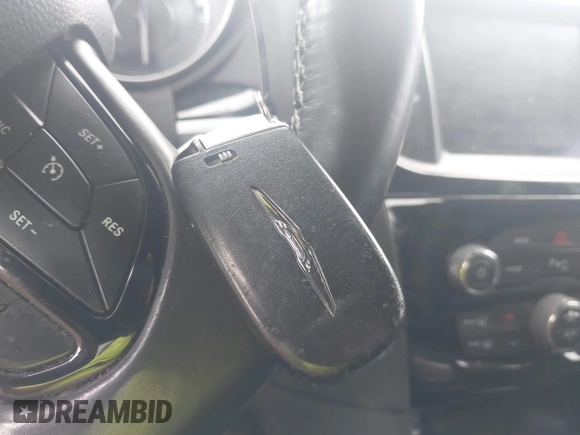 2021 Chrysler 300 S с VIN 2C3CCABT4MH558327, выставлен на аукционе IAAI как лот 41973134 с пробегом 58 216 миль миль и . История ставок и продаж доступна на DreamBid. Изображение 11.