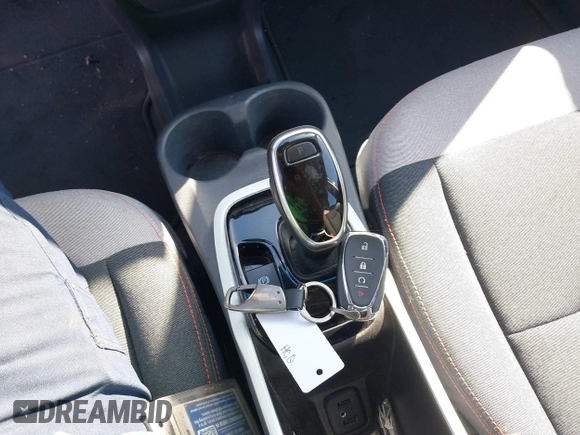 2020 Chevrolet Bolt EV LT z VIN 1G1FY6S05L4135290, wystawiony jako IAAI lot #41598059 z przebiegiem 46 938 mil mil oraz . Historia ofert i sprzedaży dostępna na DreamBid. Obrazek 11.