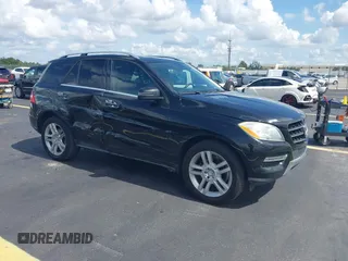 2015 Mercedes-Benz M 350 with VIN 4JGDA5JB4FA574143, listed as a IAAI auction lot 42559273 with 125,786 mi miles and . Bid and sale history available at DreamBid. Image 1.