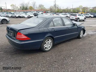 2006 Mercedes-Benz S-Class 3.7L with VIN WDBNF67J36A484169, listed as a IAAI auction lot 42021582 with 138,406 mi miles. Bid and sale history available at carsss.com. Image 4.