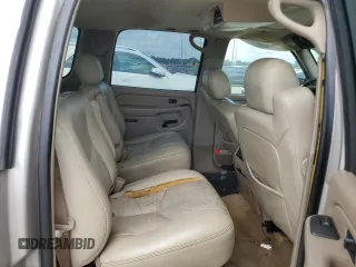 2005 Chevrolet Suburban LT with VIN 1GNEC16Z05J130250, listed as a Copart auction lot 73827604 with 166,013 mi miles and Non Repairable. Bid and sale history available at carsss.com. Image 11.