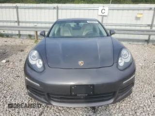 2015 Porsche Panamera 4S z VIN WP0AB2A71FL050936, wystawiony jako Copart lot #63699513 z przebiegiem 43 262 mil mil oraz . Historia ofert i sprzedaży dostępna na DreamBid. Obrazek 5.