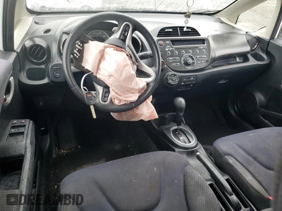2013 Honda Fit Sport с VIN JHMGE8H53DC039134, выставлен на аукционе Copart как лот 45926385 с пробегом 129 933 миль миль и Списание • Salvage title. История ставок и продаж доступна на DreamBid. Изображение 8.