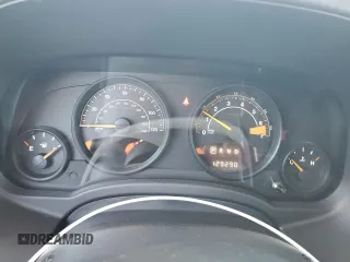 2016 Jeep Patriot High Altitude z VIN 1C4NJRFB7GD532221, wystawiony jako Copart lot #49101855 z przebiegiem 129 290 mil mil oraz Szkoda całkowita • Salvage title. Historia ofert i sprzedaży dostępna na DreamBid. Obrazek 9.