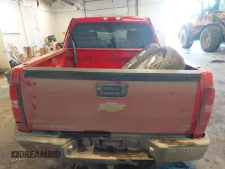 2011 Chevrolet Silverado 1500 with VIN 1GCPKTE37BF210785, listed as a IAAI auction lot 41632007 with 239,014 mi miles and . Bid and sale history available at DreamBid. Image 16.