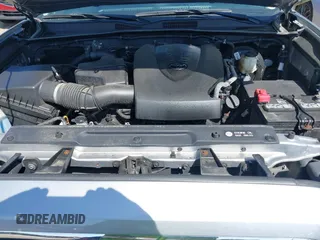 2017 Toyota Tacoma SR5 with VIN 3TMCZ5AN9HM117739, listed as a IAAI auction lot 42102292 with 54,739 mi miles and . Bid and sale history available at DreamBid. Image 10.