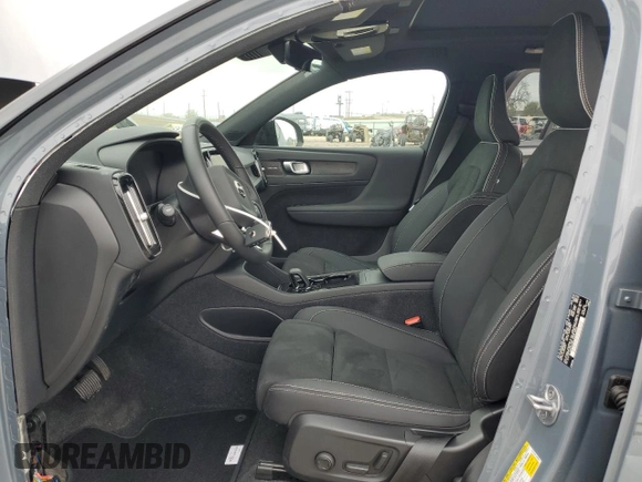 2023 Volvo XC40 Ultimate с VIN YV4ED3UM8P2961627, выставлен на аукционе Copart как лот 55118625 с пробегом 17 059 миль миль и Списание • Salvage title. История ставок и продаж доступна на DreamBid. Изображение 7.