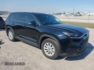 2024 Toyota Grand Highlander XLE with VIN 5TDAAAA56RS015047, listed as a IAAI auction lot 41278890 with 25,731 mi miles. Bid and sale history available at carsss.com. Image 1.