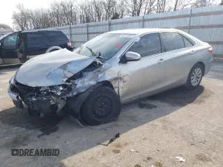 2015 Toyota Camry XLE with VIN 4T1BF1FK2FU902961, listed as a Copart auction lot 46710855 with Not Provided miles and Salvage Title. Bid and sale history available at carsss.com. Image 1.