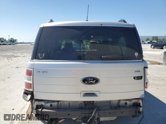 2011 Ford Flex SEL z VIN 2FMGK5CC5BBD30015, wystawiony jako Copart lot #49678135 z przebiegiem 200 998 mil mil oraz Szkoda całkowita • Salvage title. Historia ofert i sprzedaży dostępna na DreamBid. Obrazek 6.