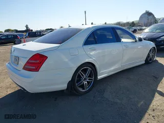 2007 Mercedes-Benz S-Class 5.5L V8 with VIN WDDNG71X37A070947, listed as a IAAI auction lot 41669650 with 70,782 mi miles. Bid and sale history available at carsss.com. Image 4.