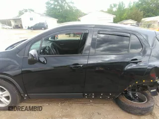 2021 Chevrolet Trax LS with VIN KL7CJKSB3MB332543, listed as a IAAI auction lot 42091395 with 64,579 mi miles and . Bid and sale history available at DreamBid. Image 14.