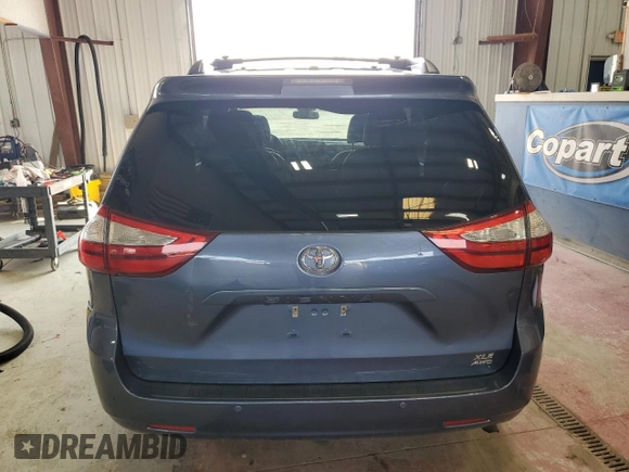 2015 Toyota Sienna Limited z VIN 5TDDK3DCXFS104812, wystawiony jako Copart lot #64131875 z przebiegiem 145 000 mil mil oraz Szkoda całkowita • Salvage title. Historia ofert i sprzedaży dostępna na DreamBid. Obrazek 6.