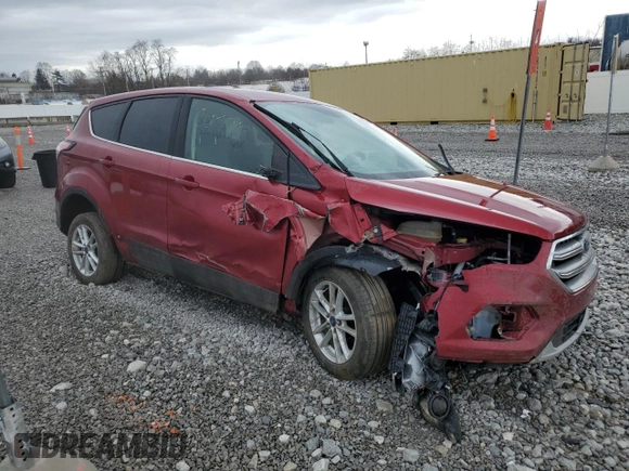 2017 Ford Escape SE z VIN 1FMCU9GD5HUC62126, wystawiony jako Copart lot #50188985 z przebiegiem 157 918 mil mil oraz Szkoda całkowita • Salvage title. Historia ofert i sprzedaży dostępna na DreamBid. Obrazek 4.