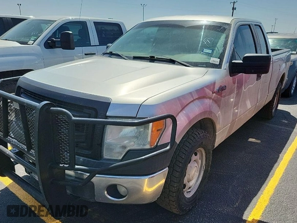 2013 Ford F-150 XL with VIN 1FTEX1CM4DFA45824, listed as a IAAI auction lot 42079238 with 167,460 mi miles. Bid and sale history available at carsss.com. Image 1.