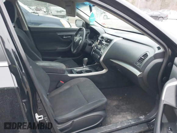 2015 Nissan Altima 2.5 SV with VIN 1N4AL3AP9FC140005, listed as a IAAI auction lot 41473323 with 111,539 mi miles. Bid and sale history available at carsss.com. Image 5.