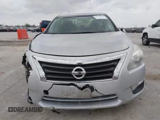 2013 Nissan Altima 2.5 S with VIN 1N4AL3AP3DC255289, listed as a IAAI auction lot 41938965 with 212,727 mi miles and . Bid and sale history available at carsss.com. Image 13.