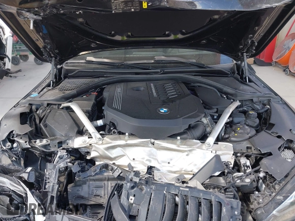 2021 BMW 4 Series M440i xDrive with VIN WBA13AR00MCF61520, listed as a IAAI auction lot 41944350 with 39,631 mi miles and . Bid and sale history available at DreamBid. Image 10.