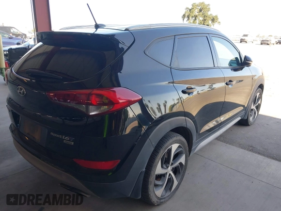 2017 Hyundai Tucson Limited z VIN KM8J3CA2XHU534555, wystawiony jako IAAI lot #42359868 z przebiegiem 136 180 mil mil oraz . Historia ofert i sprzedaży dostępna na DreamBid. Obrazek 4.