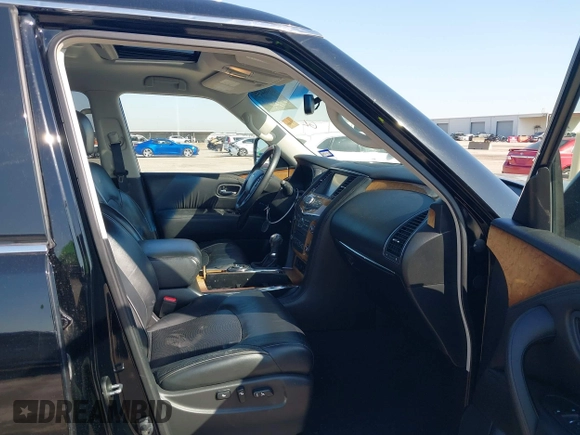 2014 Infiniti QX80 z VIN JN8AZ2NF2E9553274, wystawiony jako IAAI lot #41964242 z przebiegiem 95 667 mil mil oraz . Historia ofert i sprzedaży dostępna na DreamBid. Obrazek 5.