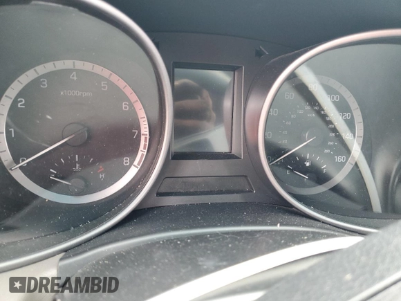 2018 Hyundai Santa Fe 2.4L z VIN 5NMZT3LB2JH104519, wystawiony jako Copart lot #60915715 z przebiegiem Nie podano mil oraz Szkoda całkowita • Salvage title. Historia ofert i sprzedaży dostępna na DreamBid. Obrazek 9.