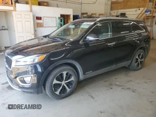 2017 Kia Sorento EX z VIN 5XYPHDA52HG323397, wystawiony jako Copart lot #64587995 z przebiegiem 168 565 mil mil oraz Czysty tytuł • Clean title. Historia ofert i sprzedaży dostępna na DreamBid. Obrazek 1.