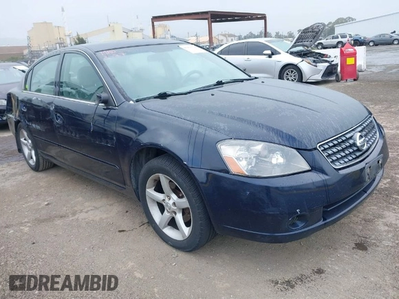2005 Nissan Altima 3.5 SE with VIN 1N4BL11D65N406405, listed as a IAAI auction lot 41913724 with 236,756 mi miles. Bid and sale history available at carsss.com. Image 1.