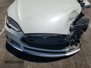 2013 Tesla Model S Performance с VIN 5YJSA1DP3DFP10567, выставлен на аукционе Copart как лот 58352955 с пробегом 128 438 миль миль и Списание • Salvage title. История ставок и продаж доступна на DreamBid. Изображение 11.