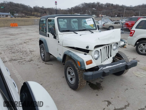 1998 Jeep Wrangler SE with VIN 1J4FY29P9WP793260, listed as a IAAI auction lot 41596990 with 90,766 mi miles. Bid and sale history available at carsss.com. Image 1.